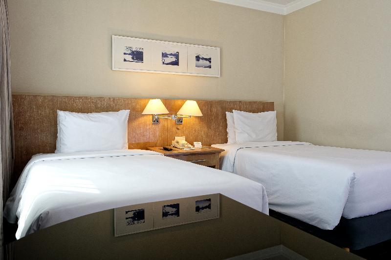 Tryp Berrini Hotel 4*